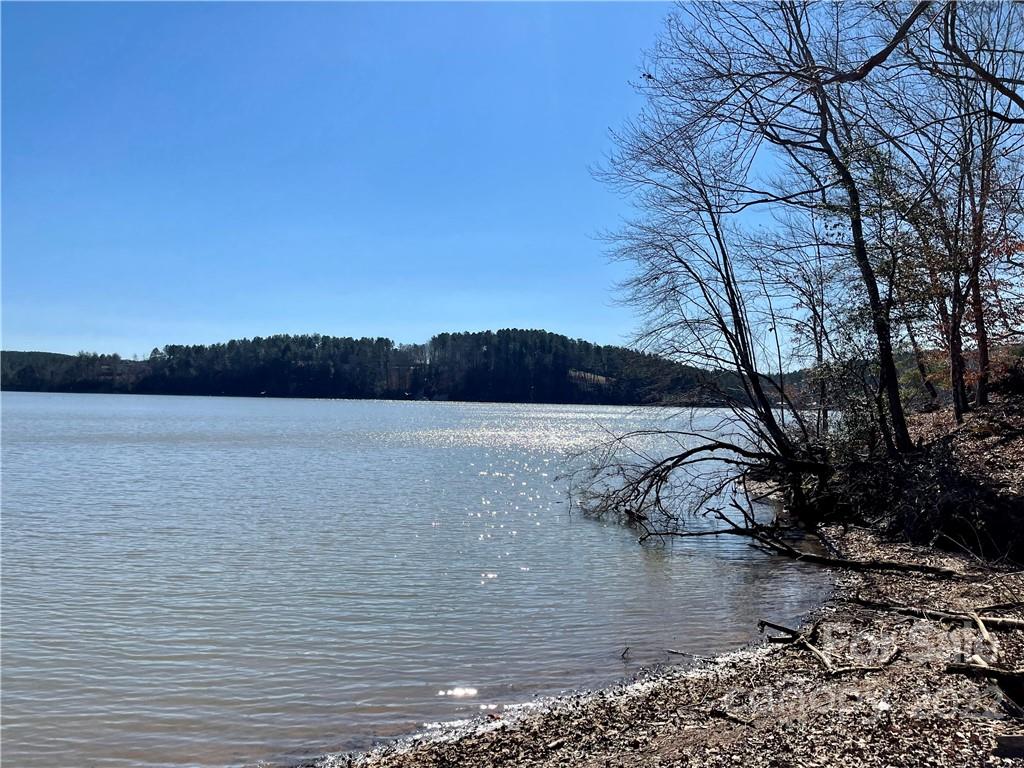 Property image 1 at 1800 Waters Edge Drive, Granite Falls, NC 28630