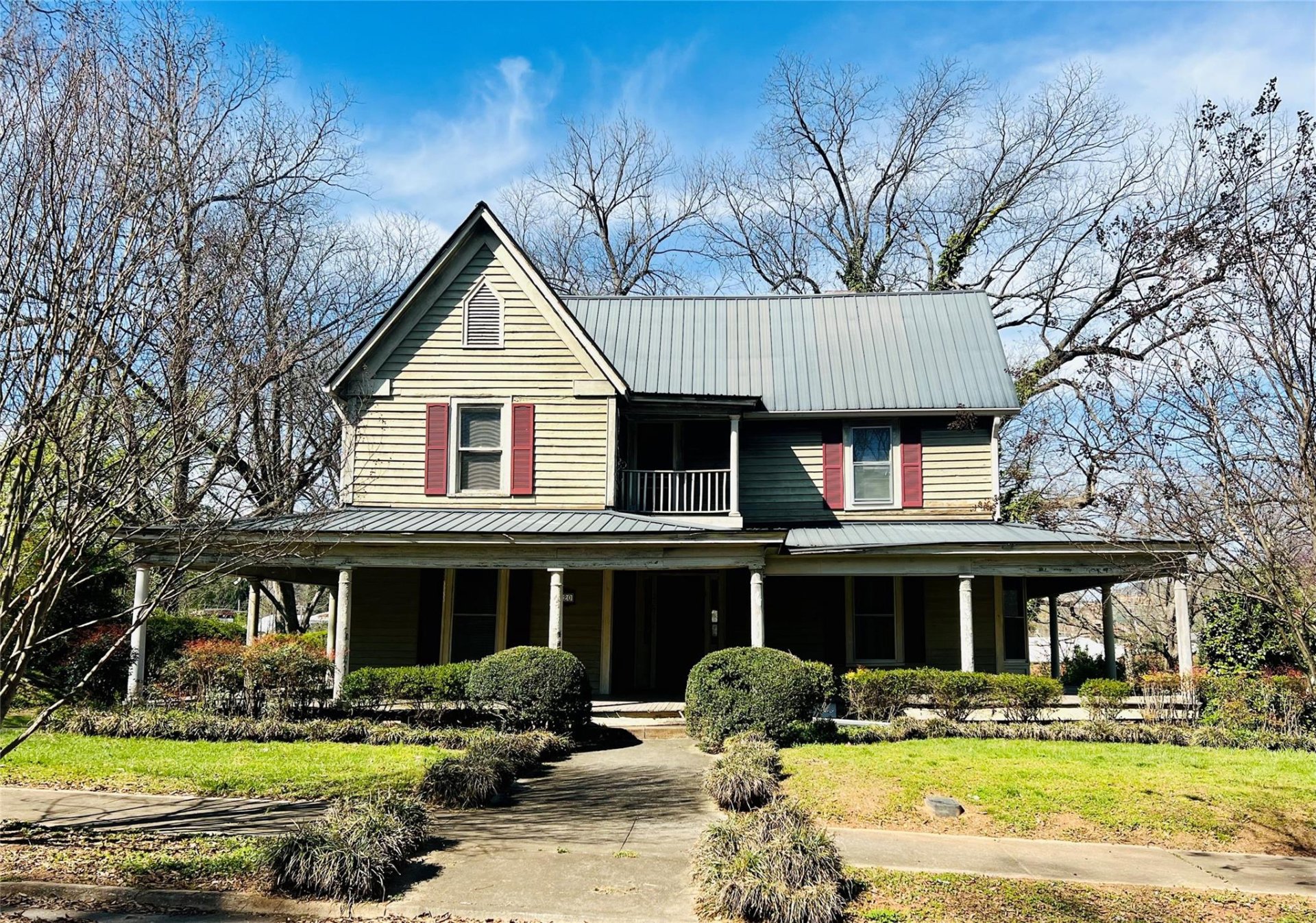 Property image 1 at 220 W Bell Street, Statesville, NC 28677