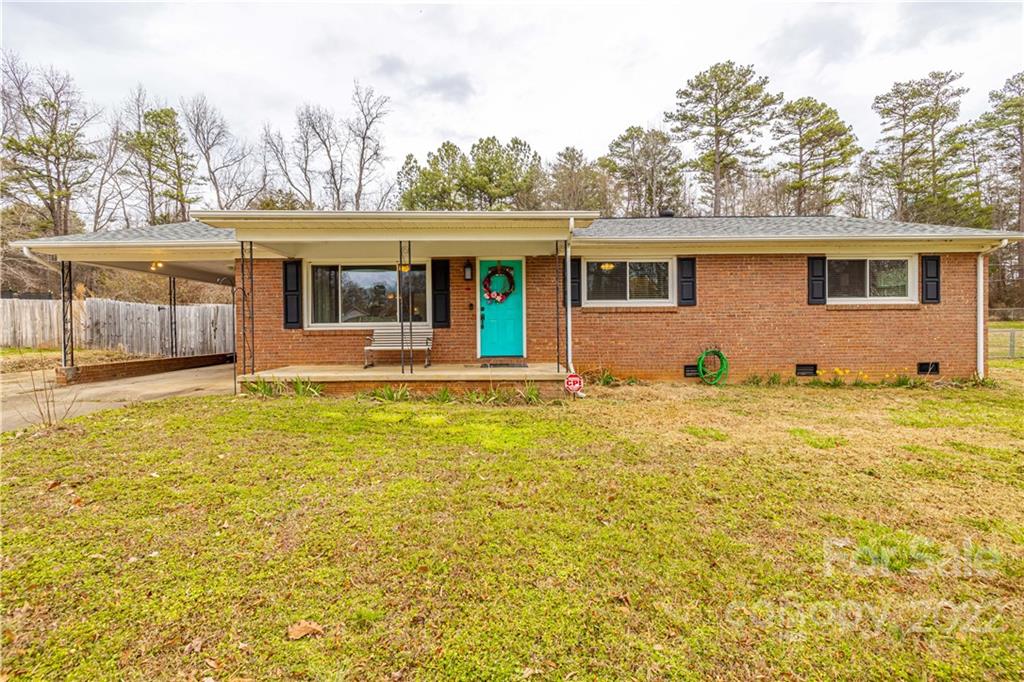 Property image 1 at 2630 Fairgreen Drive, Gastonia, NC 28056