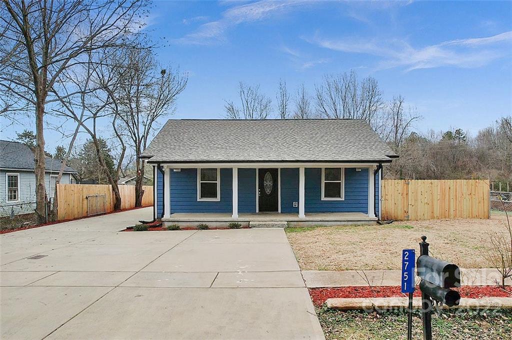 Property image 1 at 2751 Fair Oaks Drive, Gastonia, NC 28054