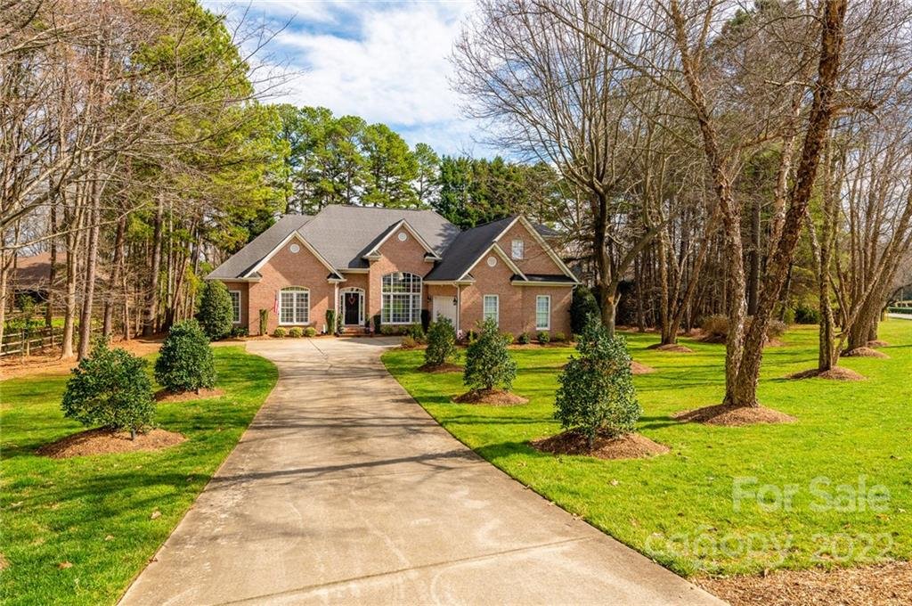 Property image 1 at 20800 Norman Shores Drive, Cornelius, NC 28031