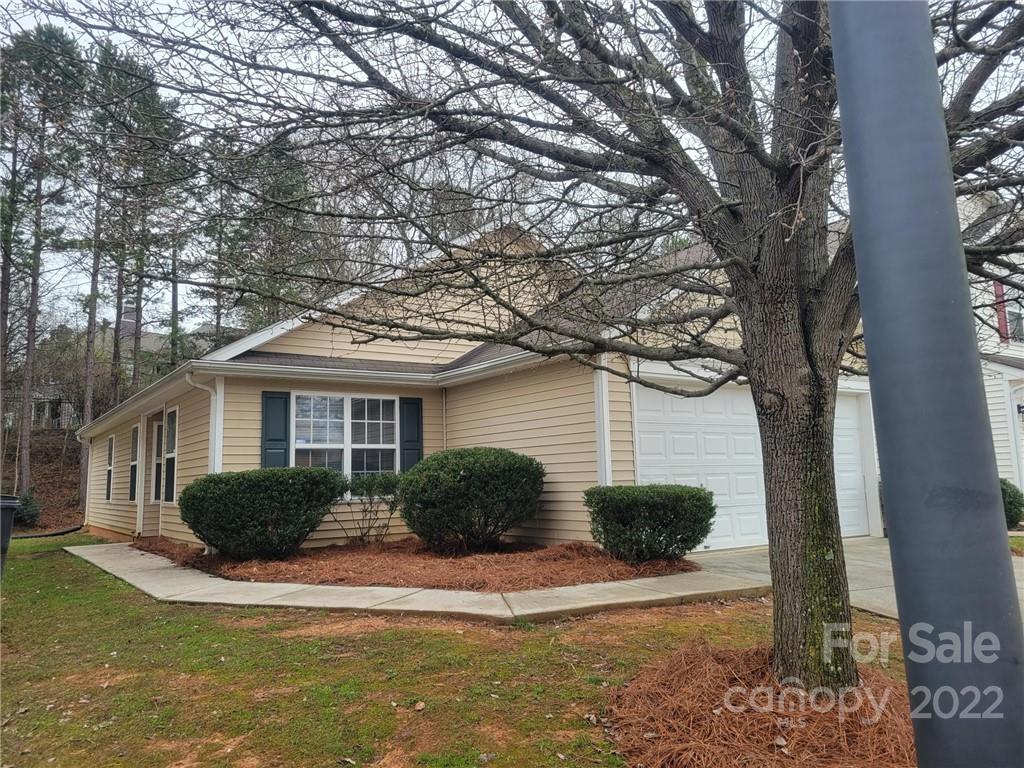 Property image 1 at 6316 Green Vista Court, Charlotte, NC 28212