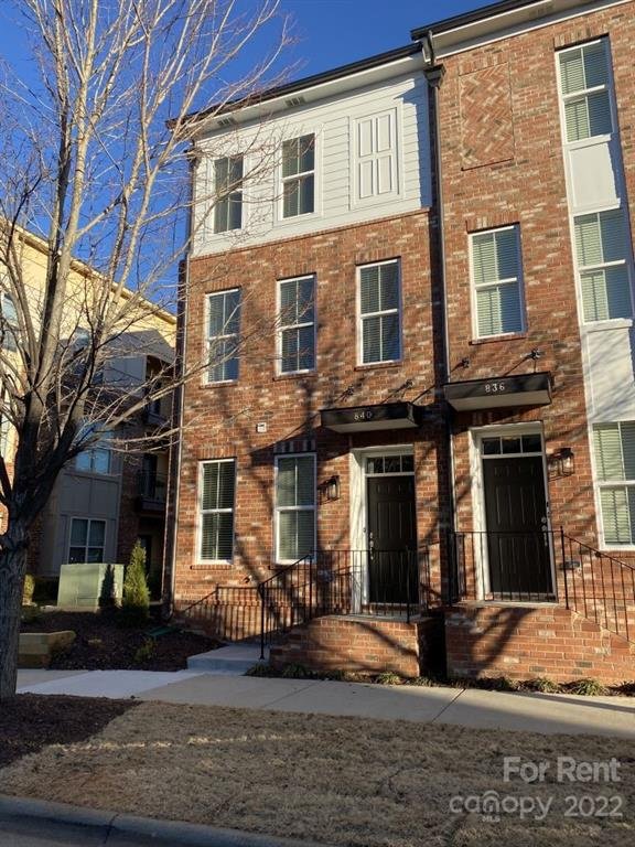 Property image 1 at 840 Seigle Point Drive, Charlotte, NC 28204