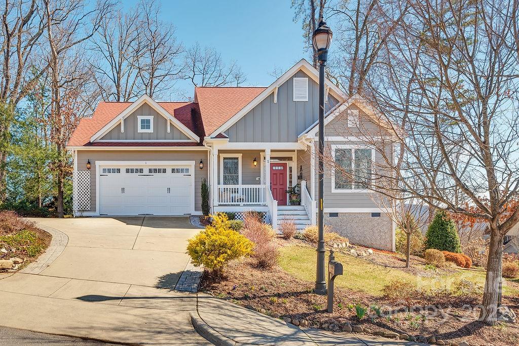 Property image 1 at 1 Faulkner Avenue, Asheville, NC 28805