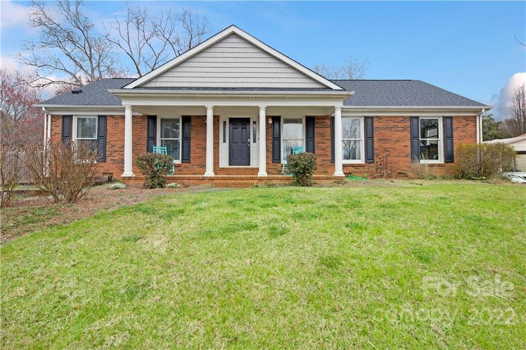 Property image 1 at 7325 Fox Hunt Road, Charlotte, NC 28212