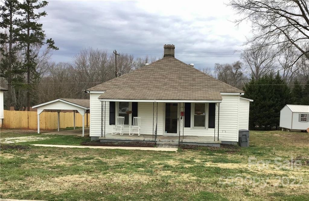 Property image 1 at 130 Oak Street, Clover, SC 29710