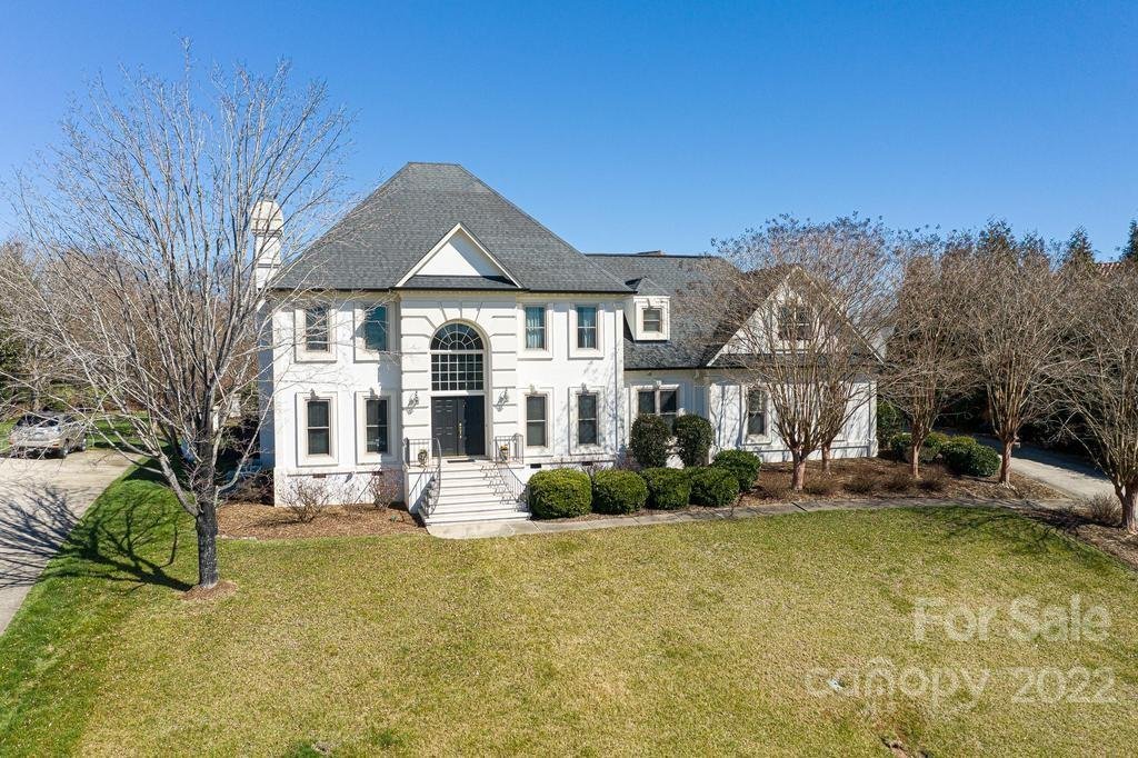 Property image 1 at 812 37th Avenue, Hickory, NC 28601