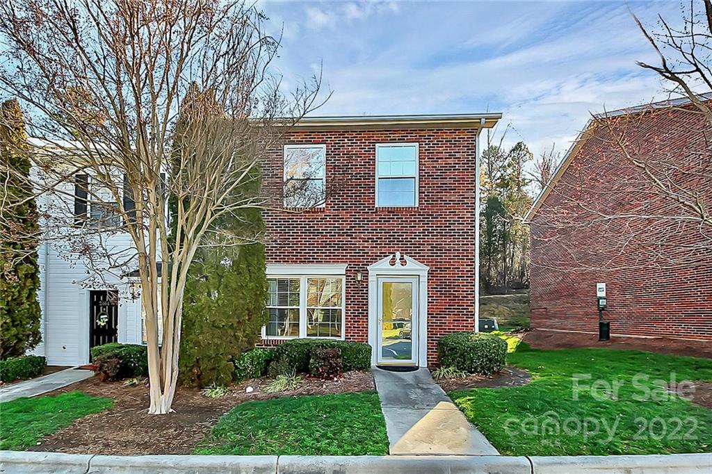 Property image 1 at 2460 Ryerson Court, Charlotte, NC 28213