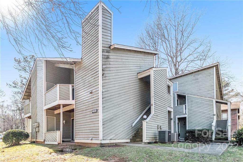 Property image 1 at 4600 Sharon Chase Drive, Charlotte, NC 28215