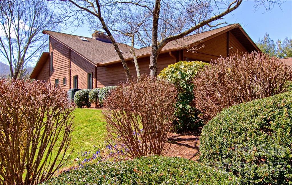 Property image 1 at 202 Woodfield Drive, Asheville, NC 28803