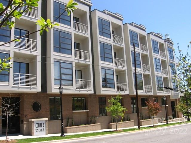 Property image 1 at 525 E Sixth Street, Charlotte, NC 28202