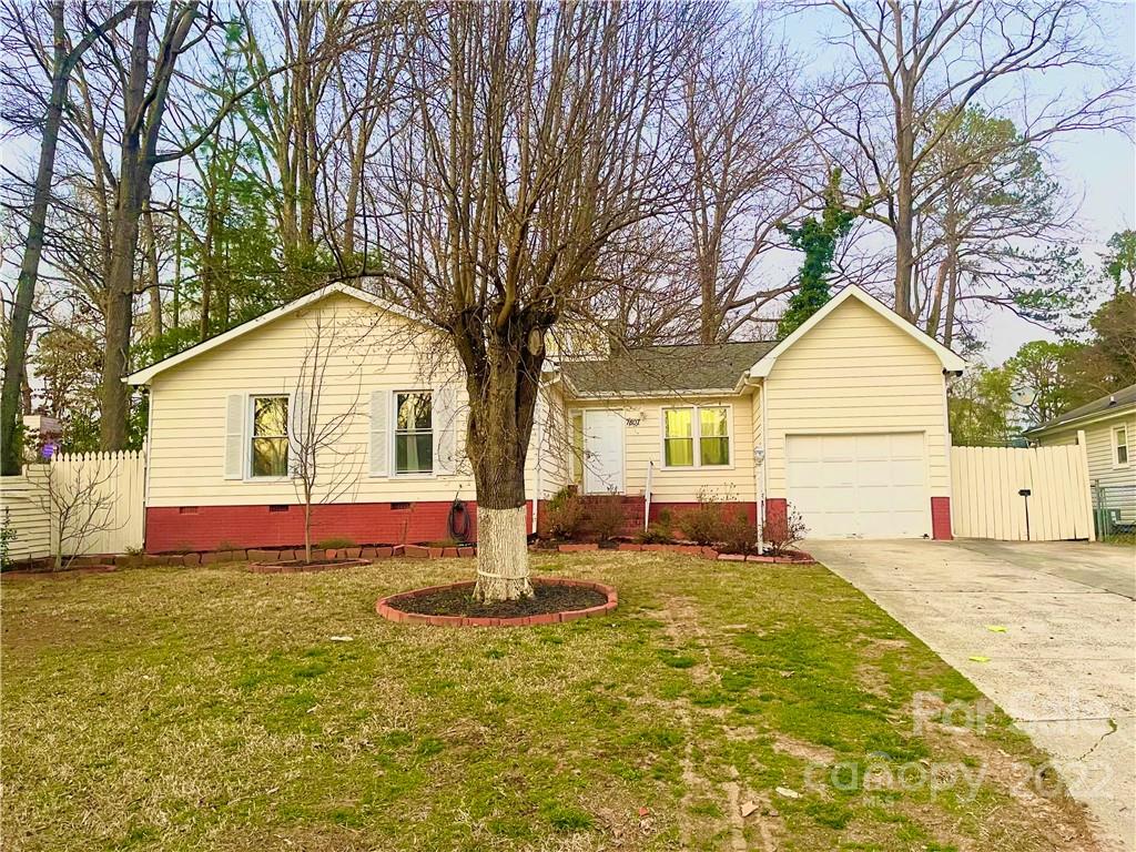 Property image 1 at 7807 Hickory Hollow Lane, Charlotte, NC 28227