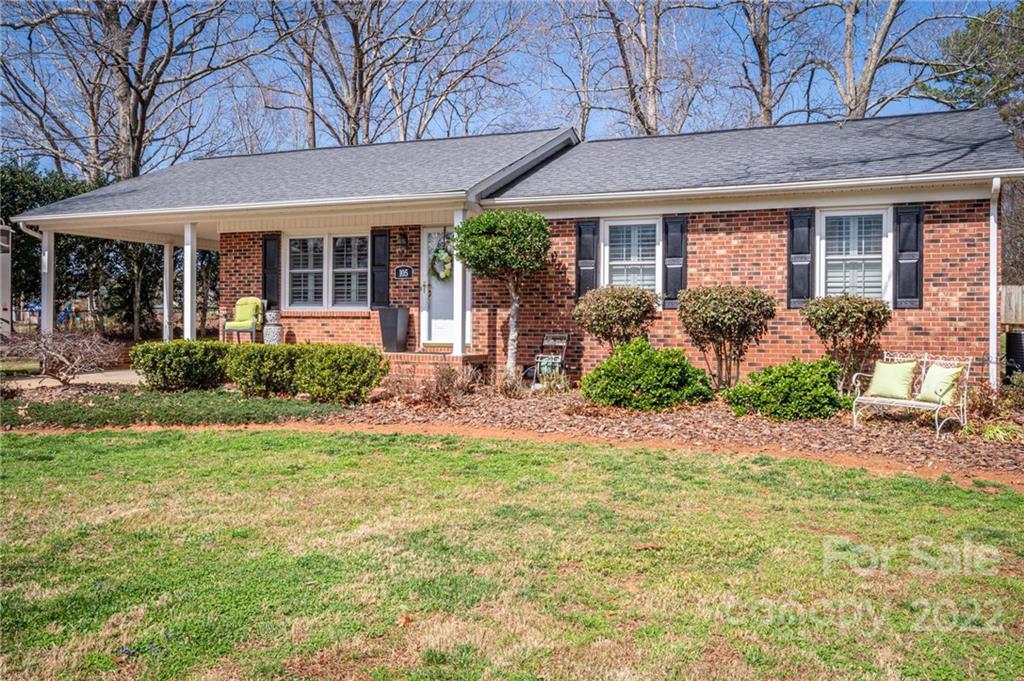 Property image 1 at 105 Oakley Lane, Cherryville, NC 28021