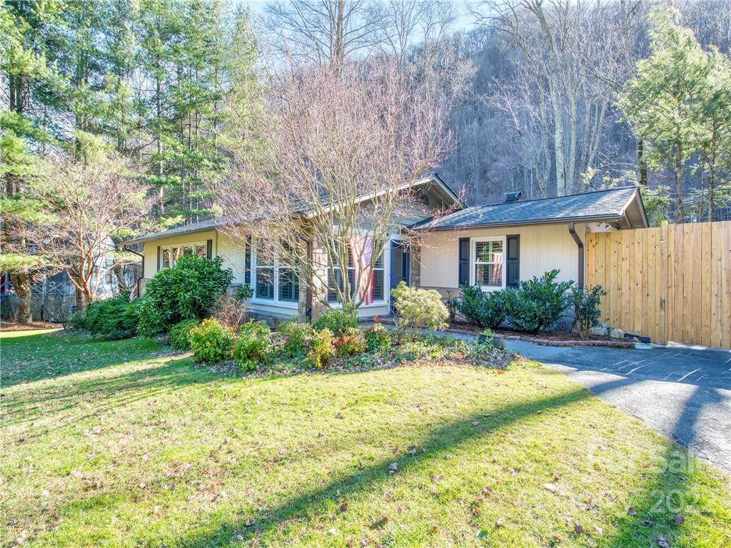 Property image 1 at 176 Laurel Branch Road, Maggie Valley, NC 28751