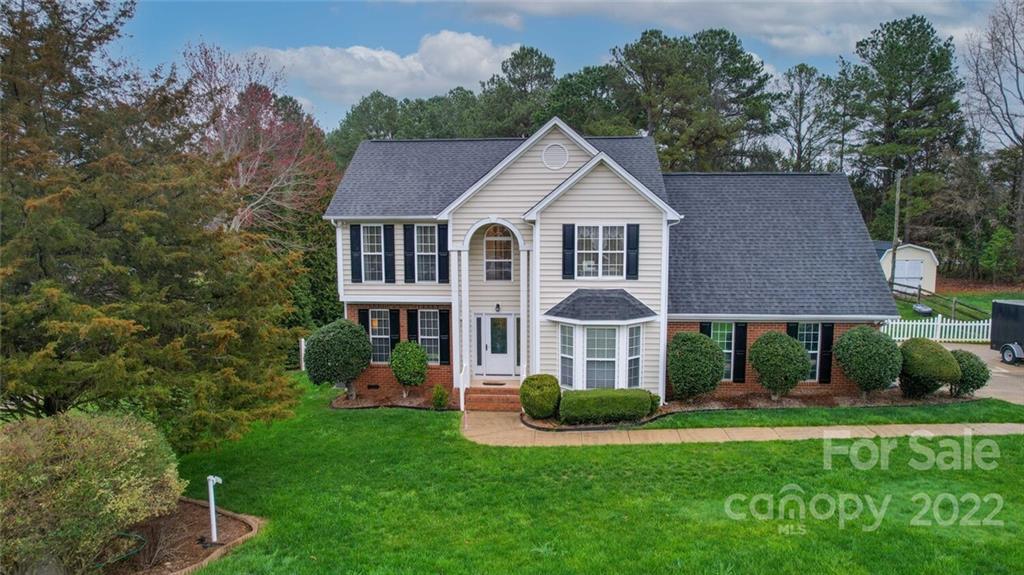 Property image 1 at 9335 Morgan Glenn Drive, Mint Hill, NC 28227