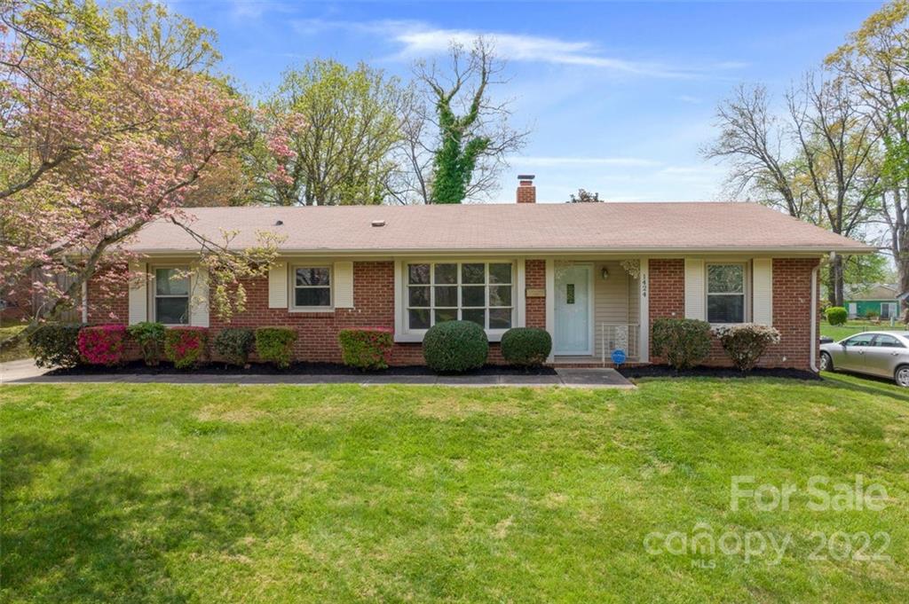 Property image 1 at 1424 Standish Place, Charlotte, NC 28216