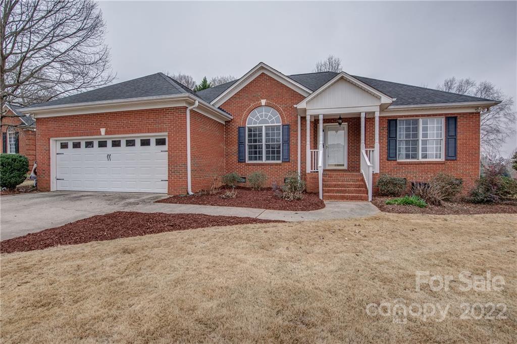 Property image 1 at 5505 Weavers Row, Gastonia, NC 28056