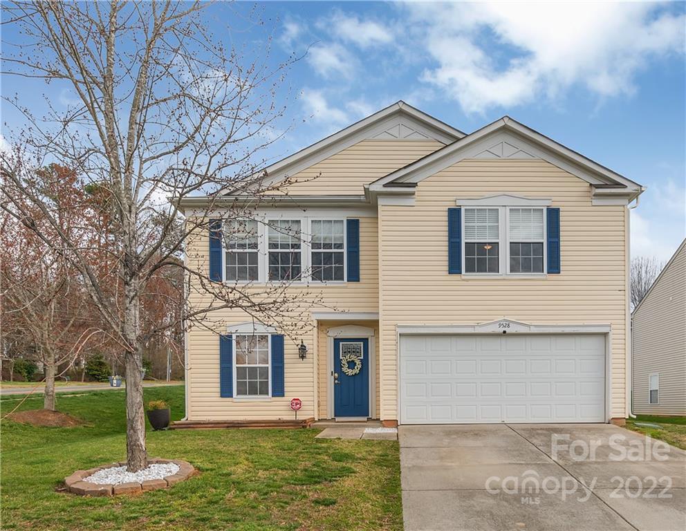 Property image 1 at 9528 Weston Woods Lane, Charlotte, NC 28216