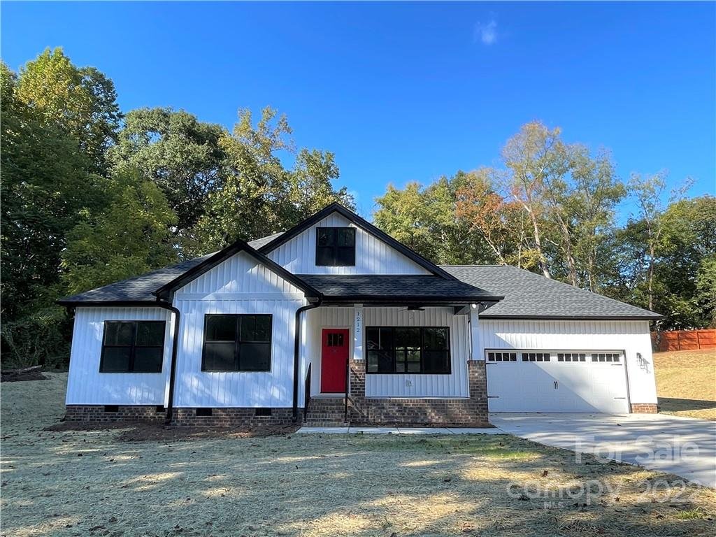 Property image 1 at 1212 Mason Way, Mount Holly, NC 28120