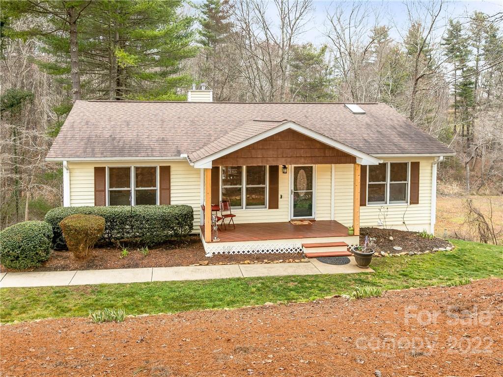 95 Forest Lake Drive