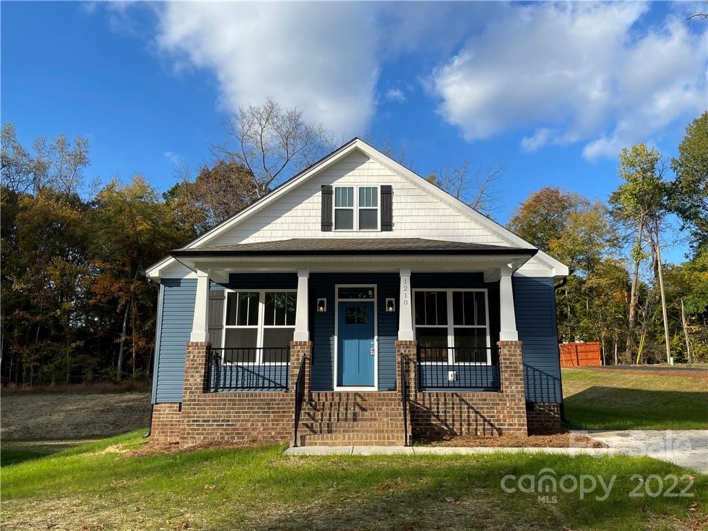 Property image 1 at 1210 Mason Way, Mount Holly, NC 28120
