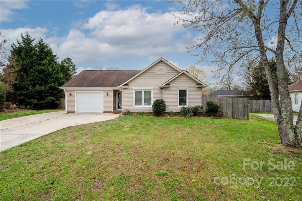 Property image 1 at 12918 Silbury Lane, Huntersville, NC 28078