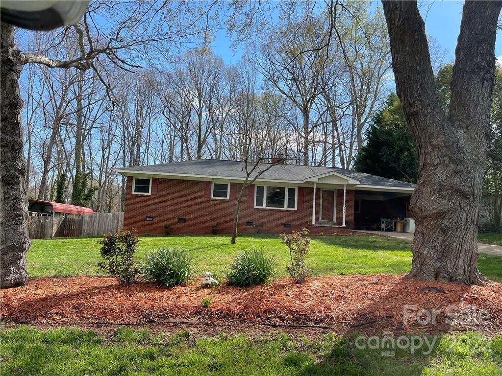 Property image 1 at 306 N Mauney Avenue, Stanley, NC 28164