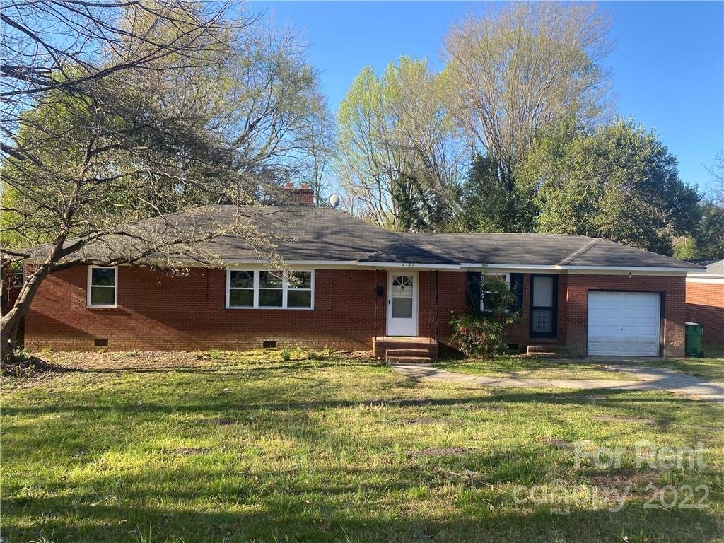 Property image 1 at 4132 Central Avenue, Charlotte, NC 28205