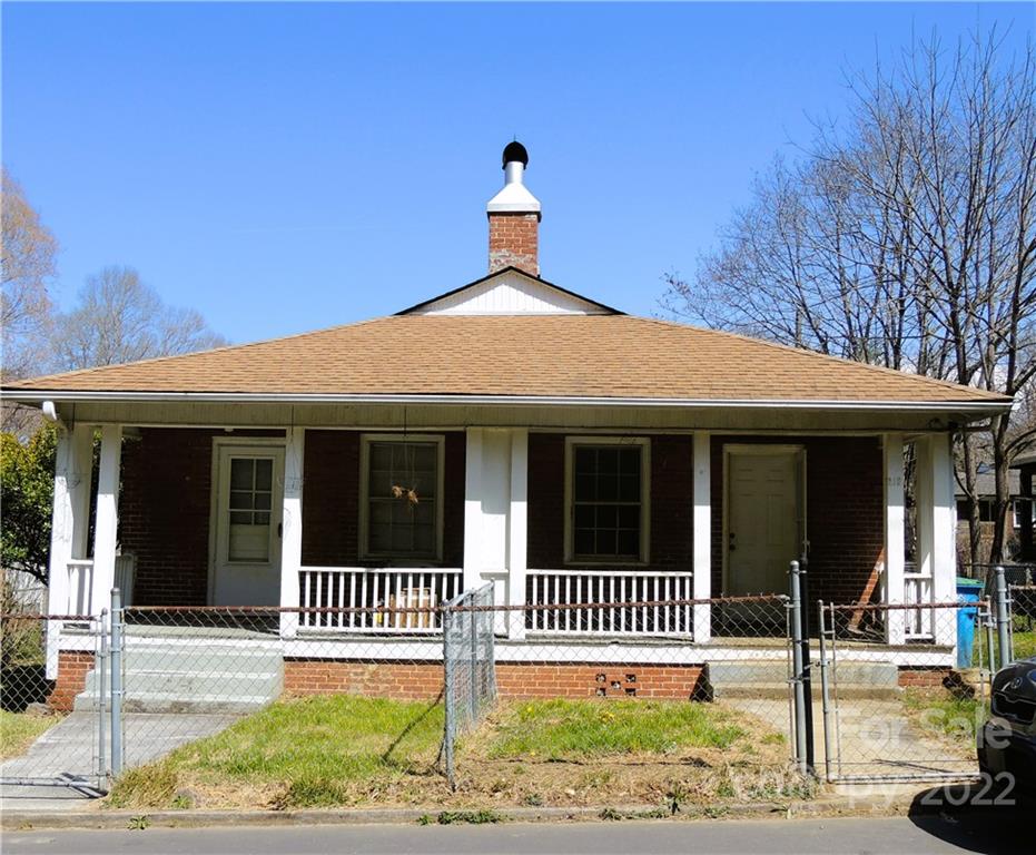 Property image 1 at 213 215 Dennis Street, Swannanoa, NC 28778