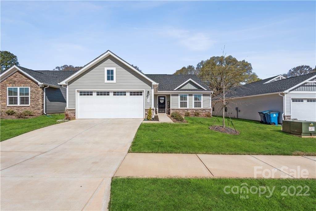 Property image 1 at 4133 Mackinnon Drive, Charlotte, NC 28214