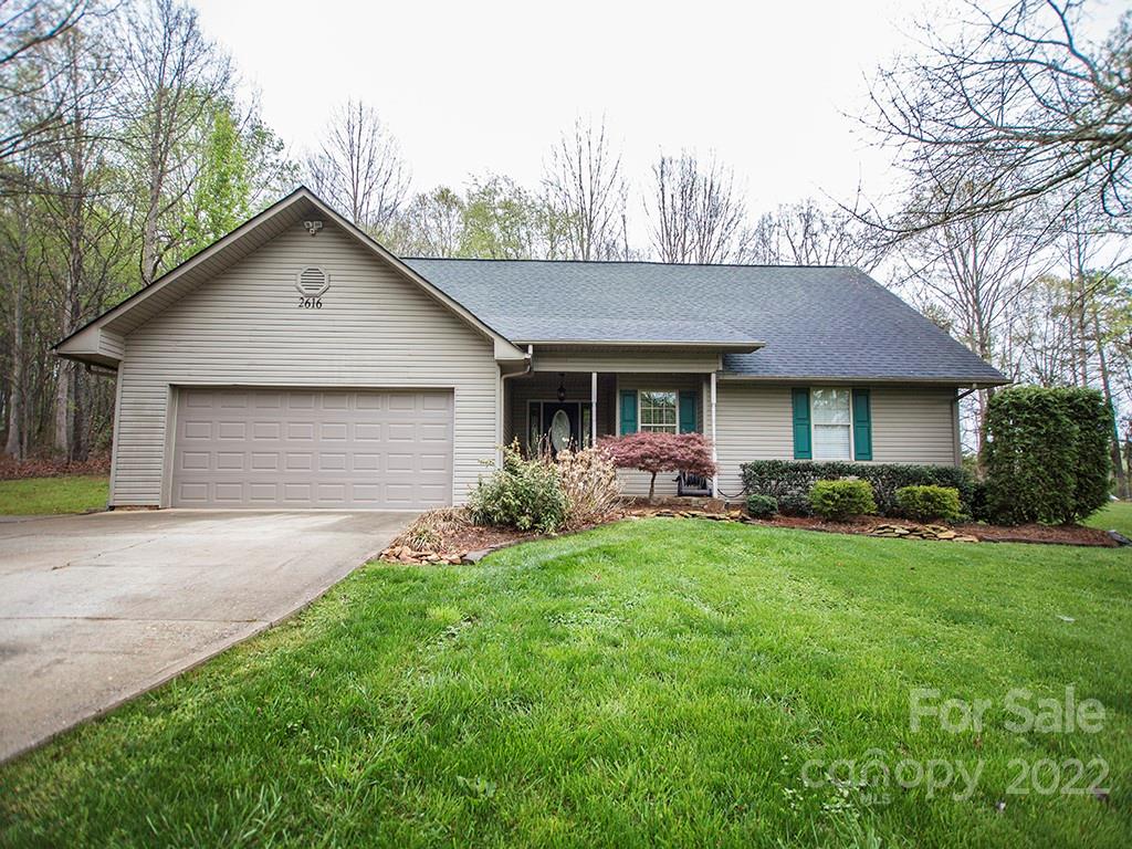 Property image 1 at 2616 Carriage Lane, Lincolnton, NC 28092