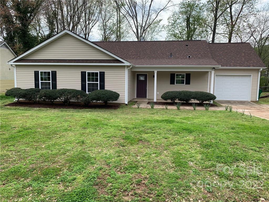 Property image 1 at 7900 Latchington Court, Charlotte, NC 28227