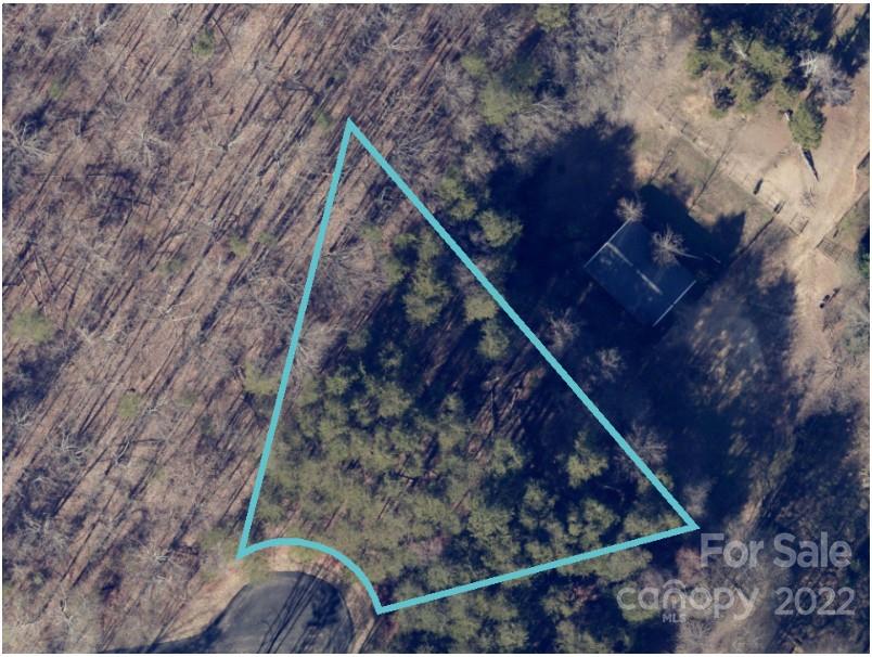 Property image 1 at 300 Spanish Oak Lane, Gastonia, NC 28056