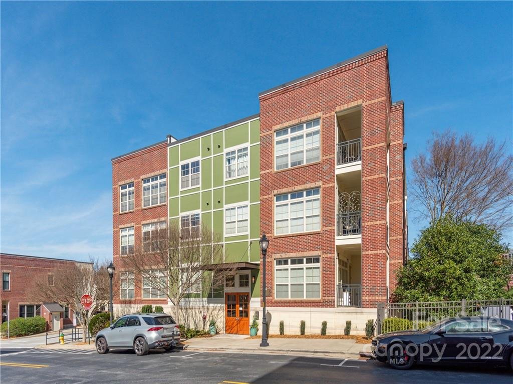 Property image 1 at 5 Farleigh Street, Asheville, NC 28803