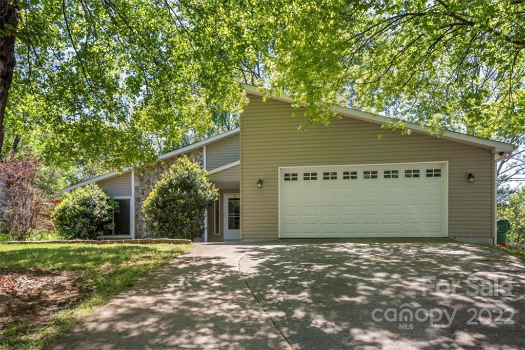 Property image 1 at 133 Vista Grande Circle, Charlotte, NC 28226