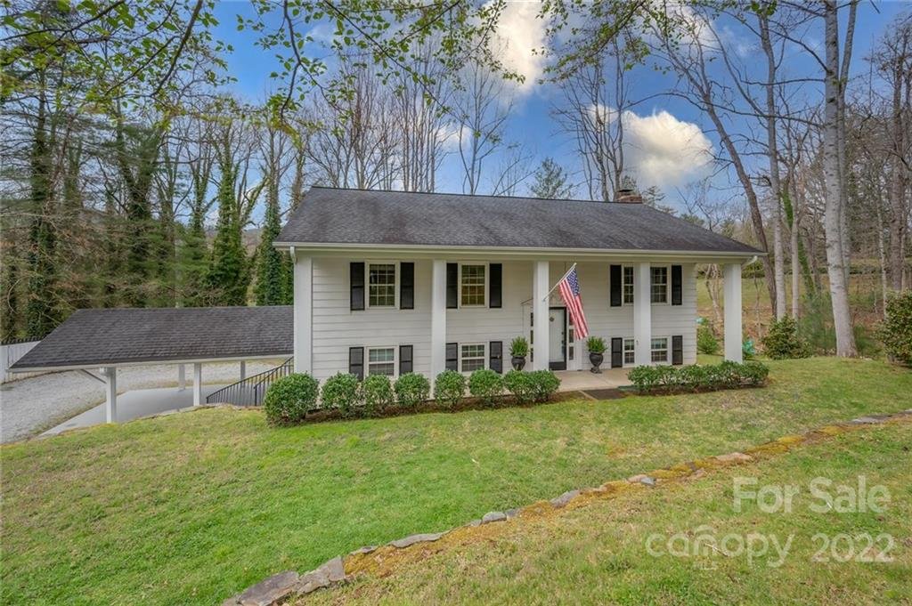 Property image 1 at 640 Sunrise Drive, Hendersonville, NC 28791