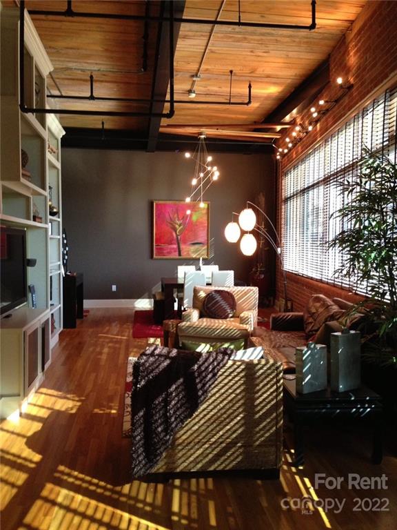 Property image 1 at 310 Arlington Avenue, Charlotte, NC 28203