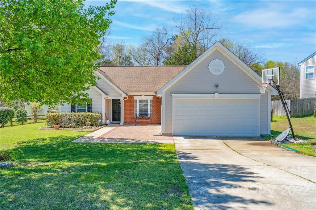 Property image 1 at 16234 Greybriar Forest Lane, Charlotte, NC 28278