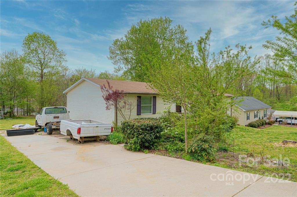 Property image 1 at 137 Buckwheat Drive, Statesville, NC 28625