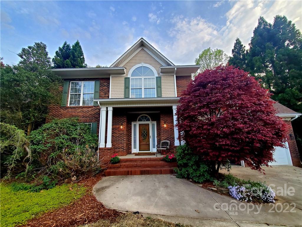 Property image 1 at 220 35th Avenue, Hickory, NC 28601