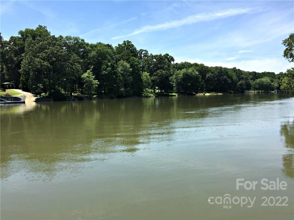 Property image 1 at 172 Pumice Drive, Statesville, NC 28625