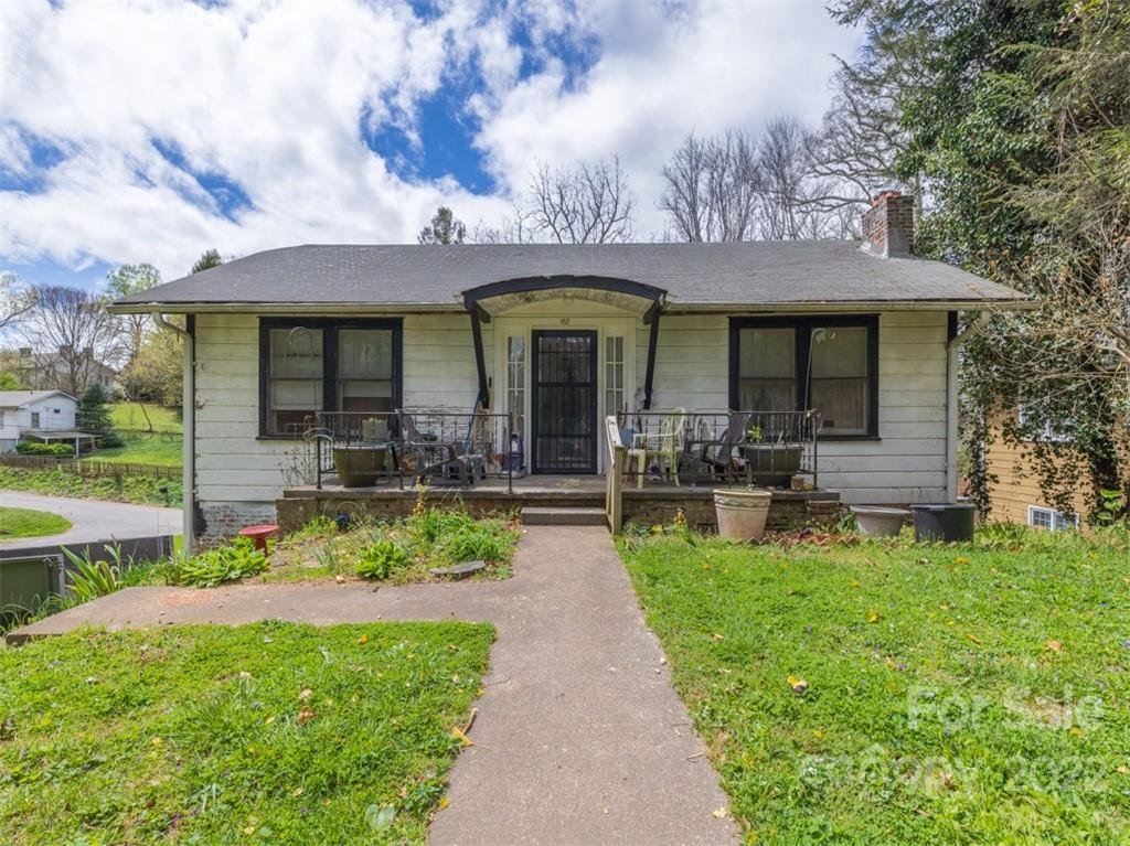 Property image 1 at 167 Euclid Boulevard, Asheville, NC 28806