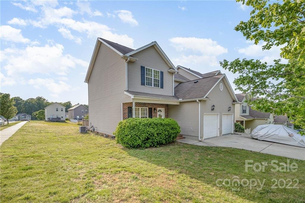 Property image 1 at 130 Ridge Bluff Road, Mooresville, NC 28115