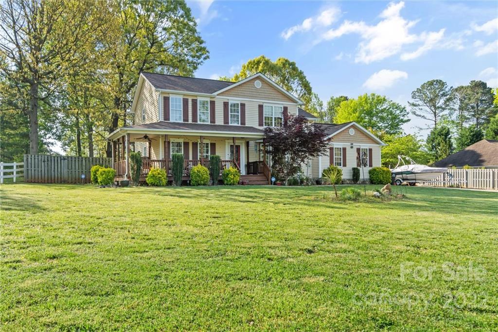 Property image 1 at 103 Collingswood Road, Mooresville, NC 28117