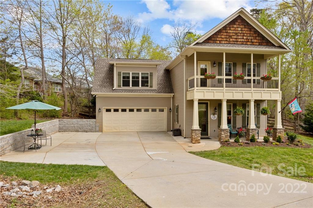 Property image 1 at 3810 Creek Ridge Drive, Denver, NC 28037