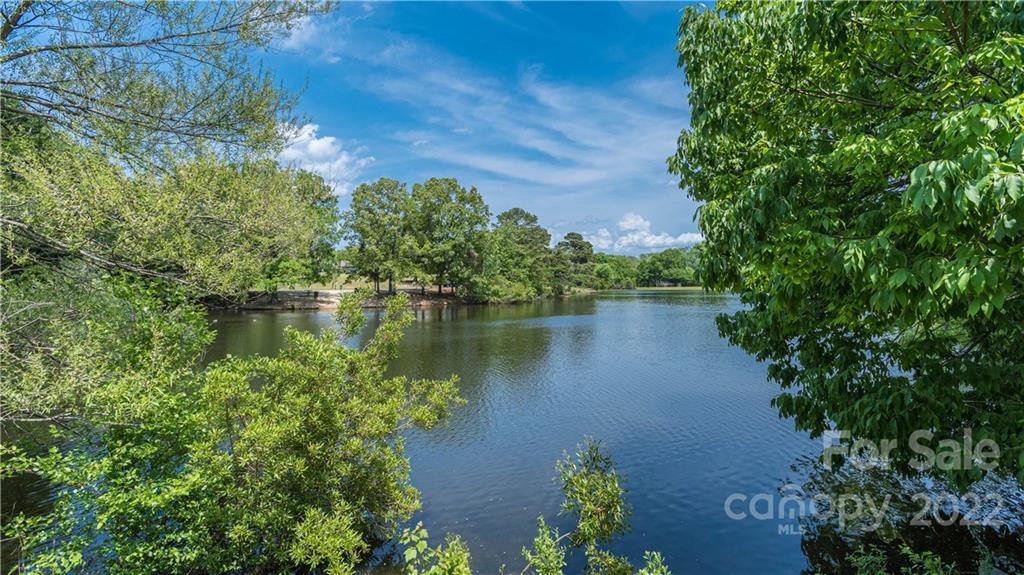 Property image 1 at 8093 Cedar Glen Drive, Charlotte, NC 28212