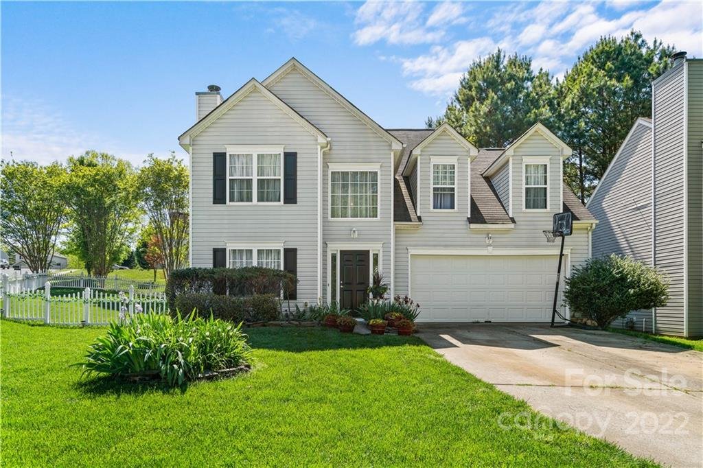 Property image 1 at 6103 Patric Alan Court, Charlotte, NC 28216