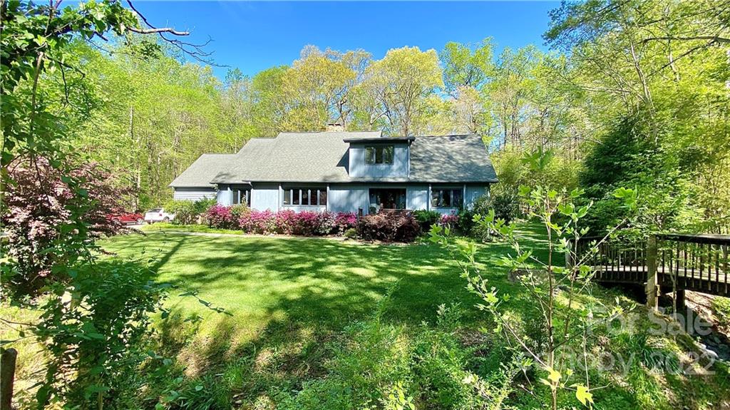 Property image 1 at 1717 Woodberry Road, Charlotte, NC 28212