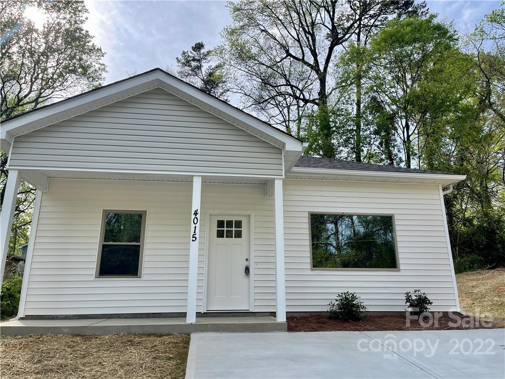 Property image 1 at 4015 Plato Circle, Charlotte, NC 28208