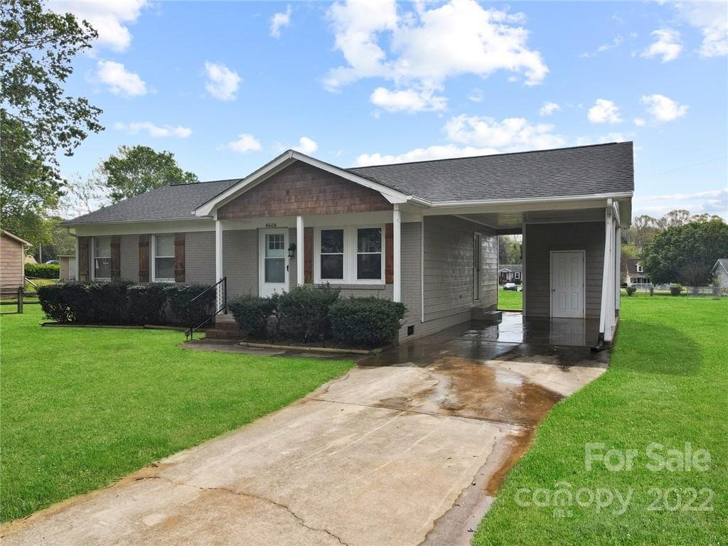 Property image 1 at 4606 Cloverwood Lane, Gastonia, NC 28052